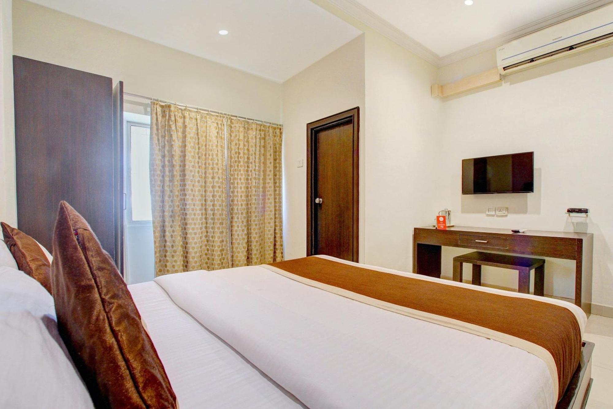 Super Collection O Alekhya Residency Hotell Hyderabad Exteriör bild