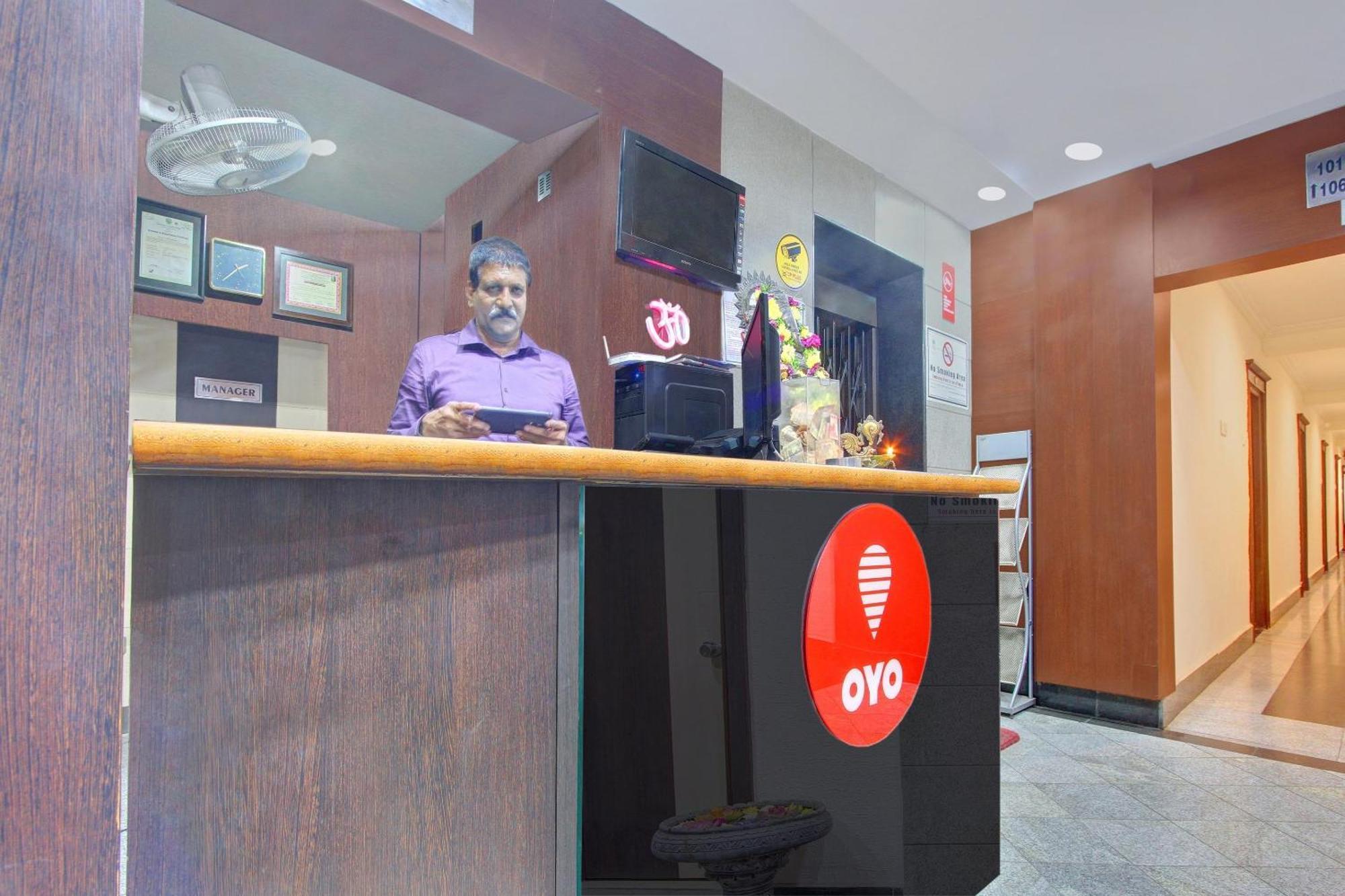 Super Collection O Alekhya Residency Hotell Hyderabad Exteriör bild