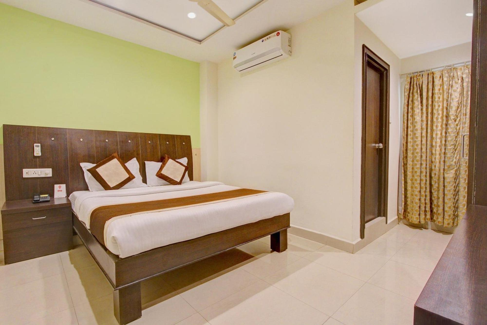 Super Collection O Alekhya Residency Hotell Hyderabad Exteriör bild