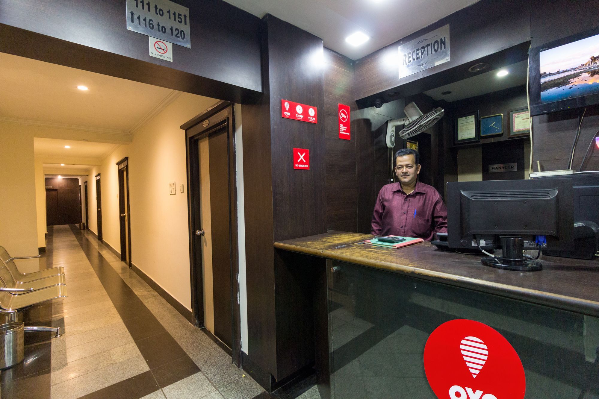 Super Collection O Alekhya Residency Hotell Hyderabad Exteriör bild