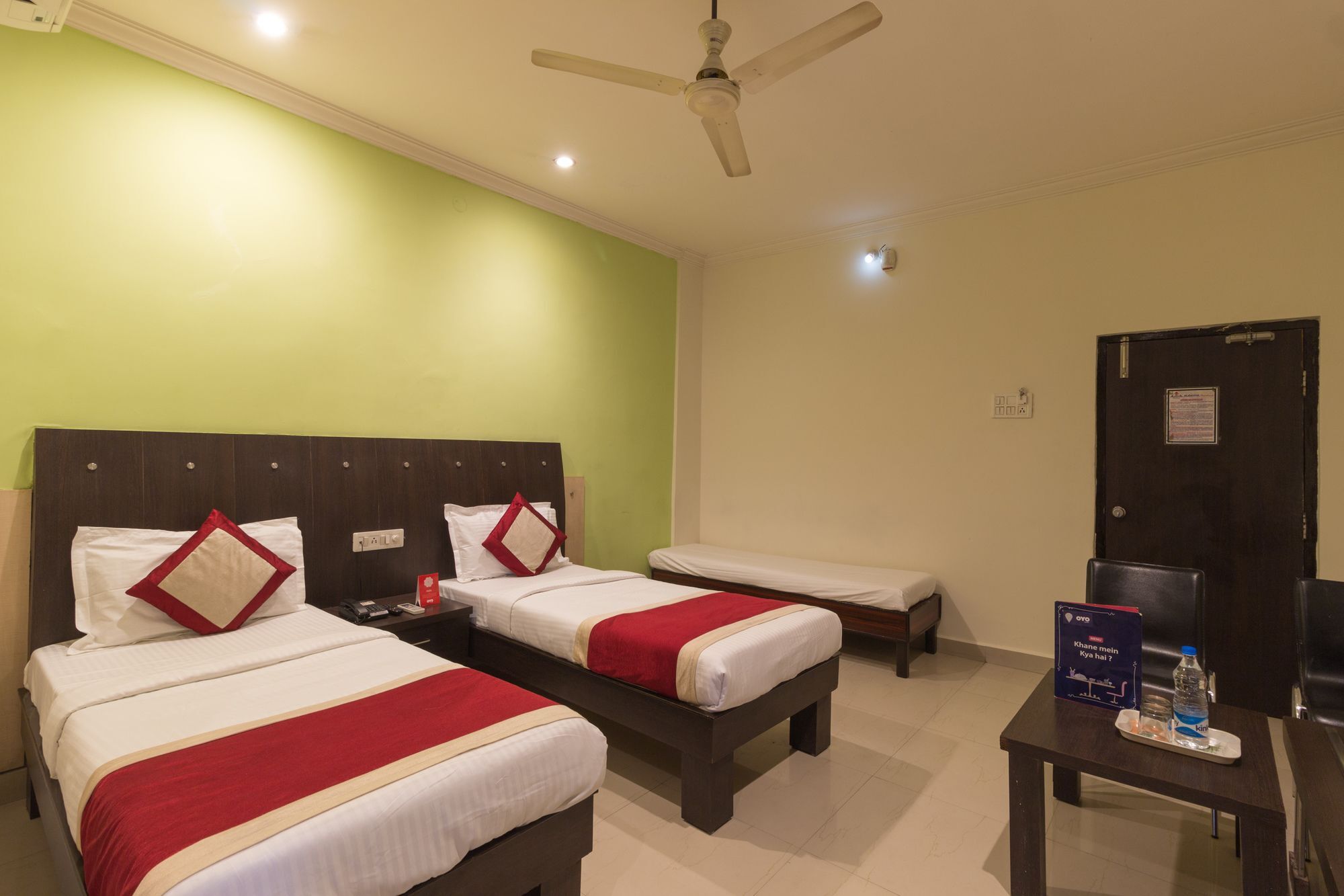 Super Collection O Alekhya Residency Hotell Hyderabad Exteriör bild